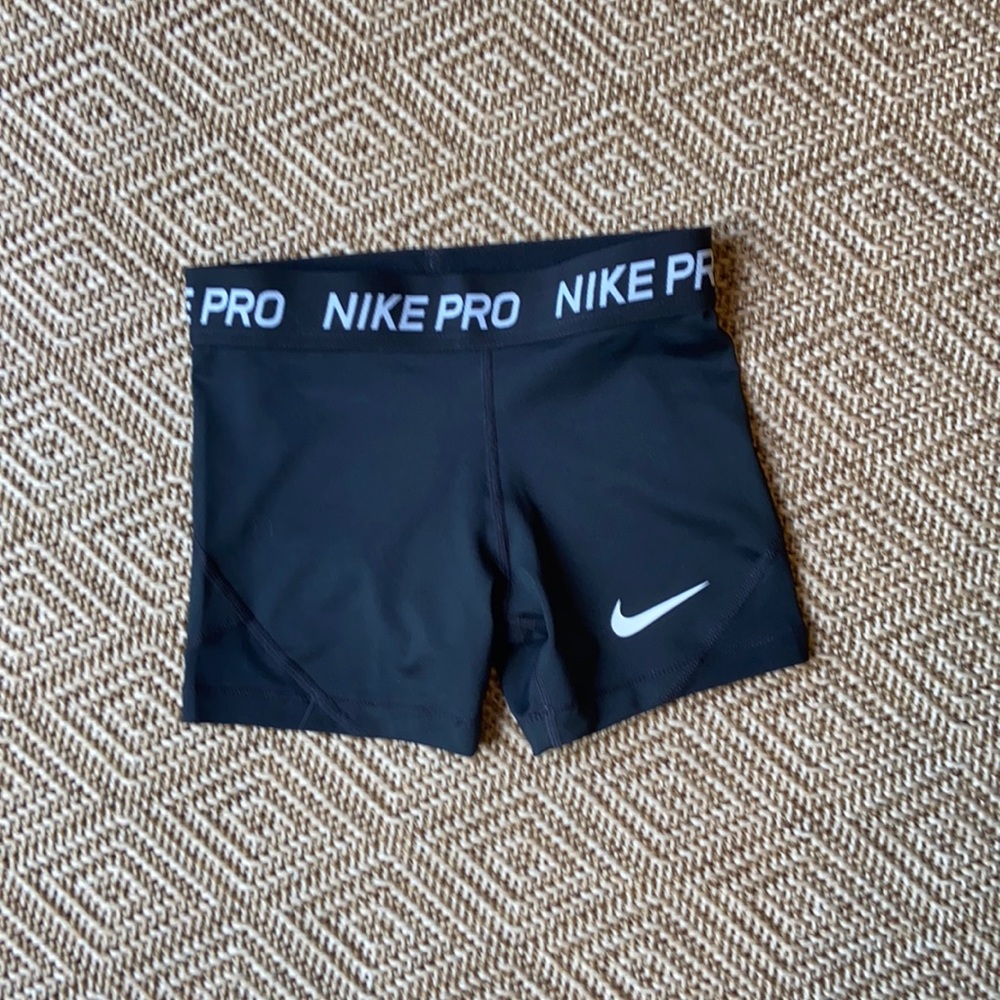 Girls Nike Pros